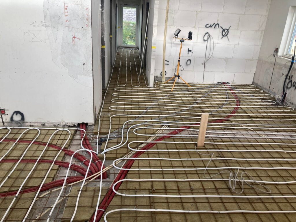 Installation af gulvvarme i nybygget hus